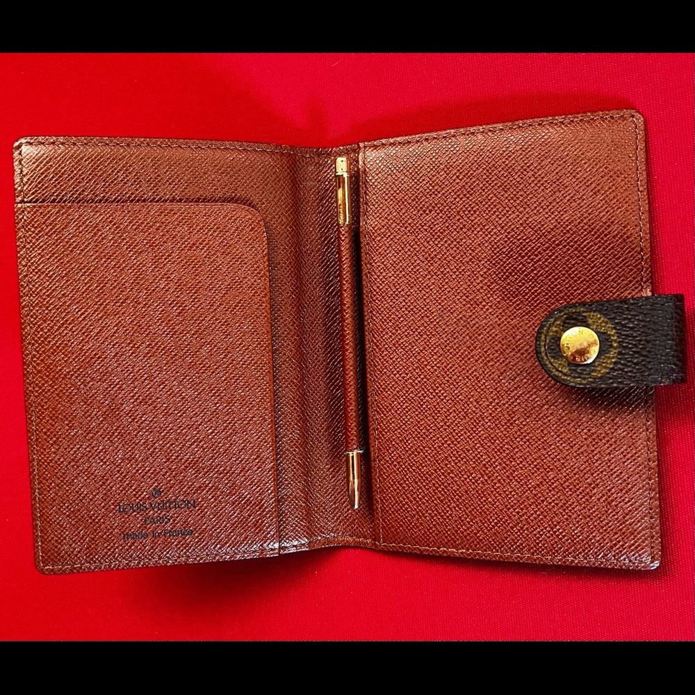 Louis Vuitton Simplicity Wallet - Picture 2 of 4